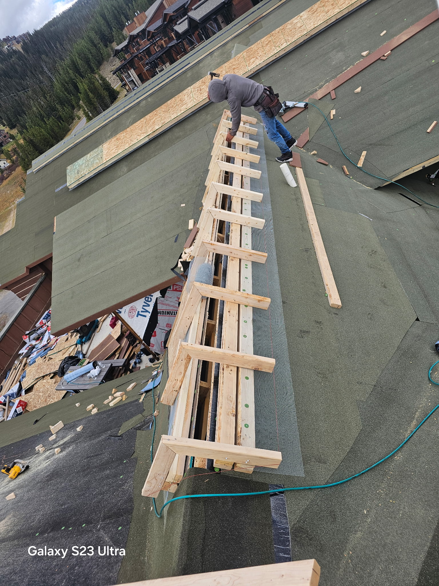 Roofing contractor Butte Montana AMPCo Construction